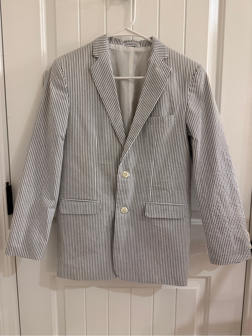 IZOD Boy’s Striped Seersucker Blazer - White & Blue size 16 Regular New w/o tags